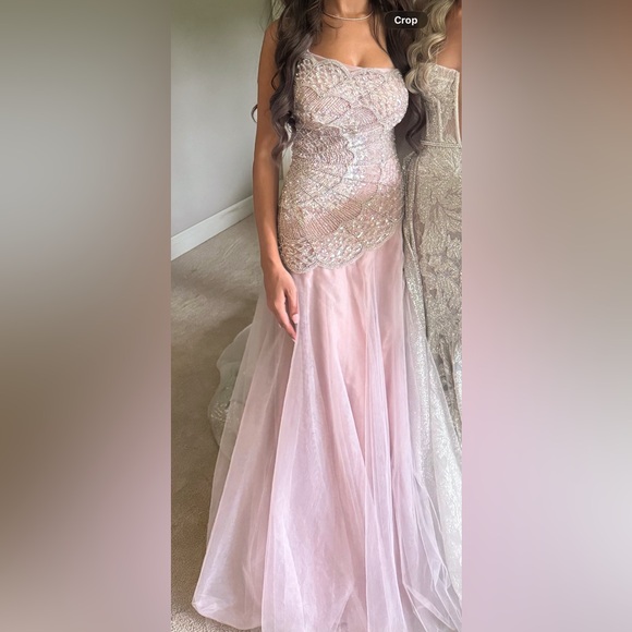 Dresses & Skirts - Elegant Pink Beaded Gown